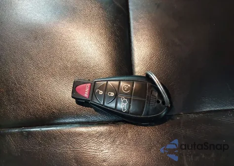 2013 Dodge Durango Crew z USA, uszkodzony, nr VIN 1C4SDJDT8DC538859